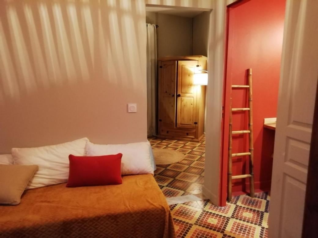 La Terrasse Vigneronne Bed & Breakfast Fitou Bagian luar foto